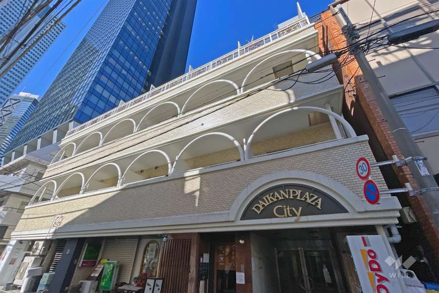 新宿ダイカンプラザシティ１の外観（北東側から）