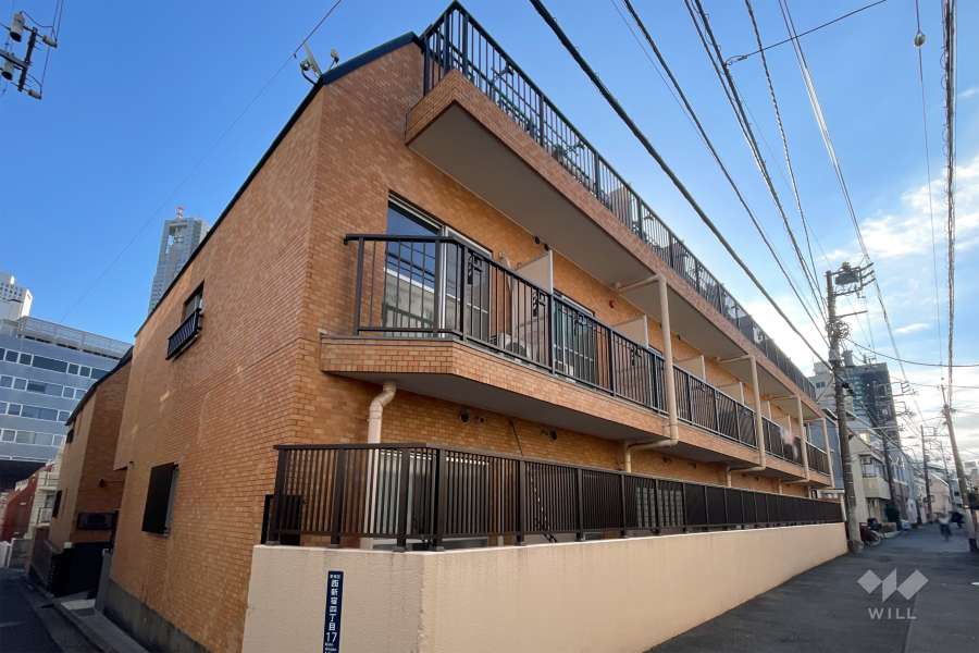 ライオンズマンション西新宿第５の外観（北西側から）