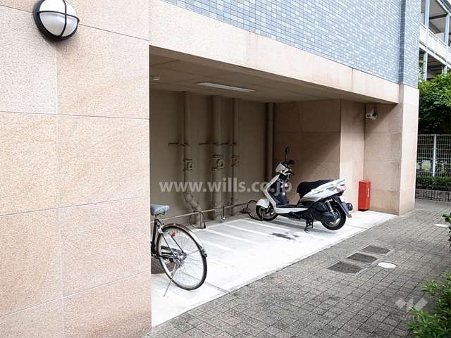 バイク置き場