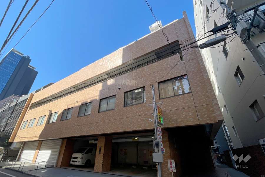 トーシンハイム新宿の外観（北東側から）