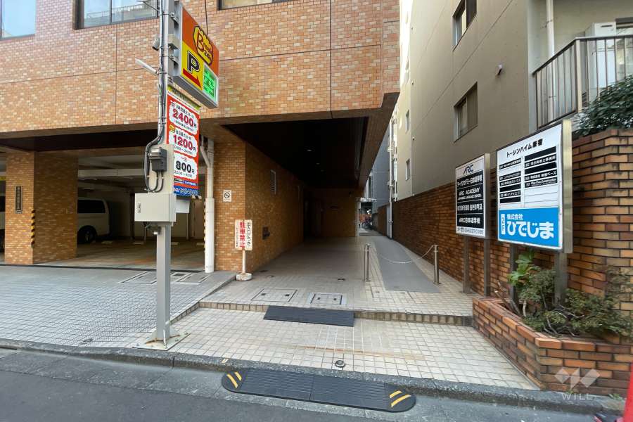 敷地内のコインパーキング