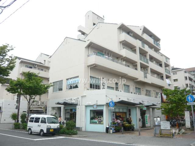 アミング潮江イーストＡ1棟（21-1号棟）の外観（北西側から）