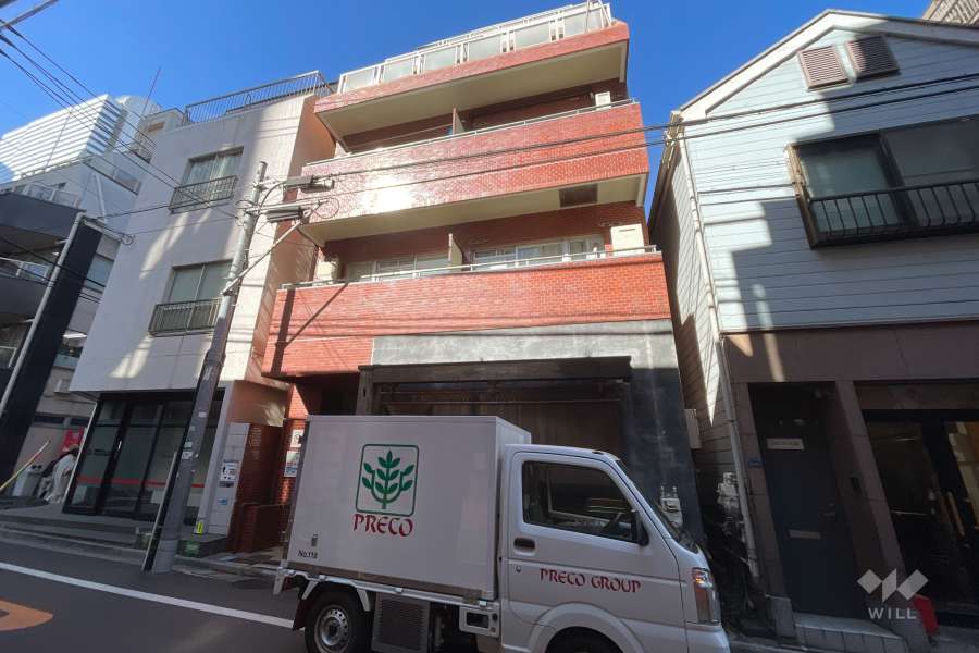 キャッスルマンション西新宿の外観（北東側から）