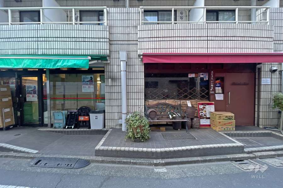 敷地内のテナント