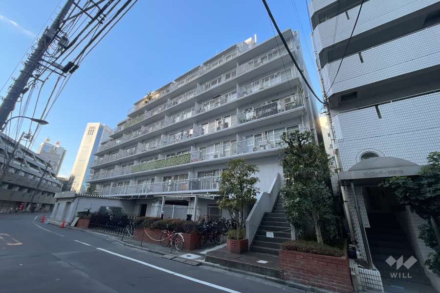 西新宿ハウスの外観（北東側から）