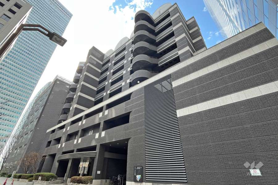 新宿アイランドレジデンスの外観（北西側から）