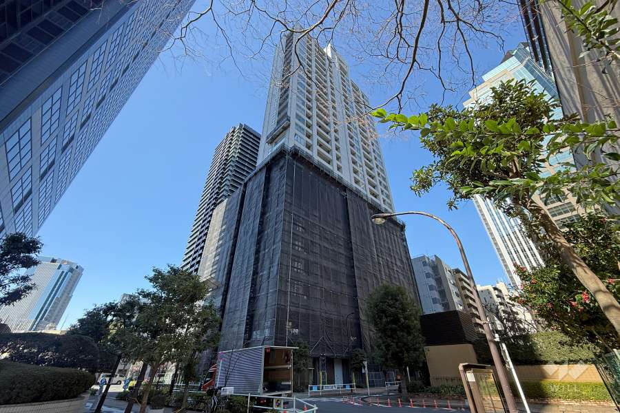 ＮＹＴアトラスタワー西新宿の外観（南側から）