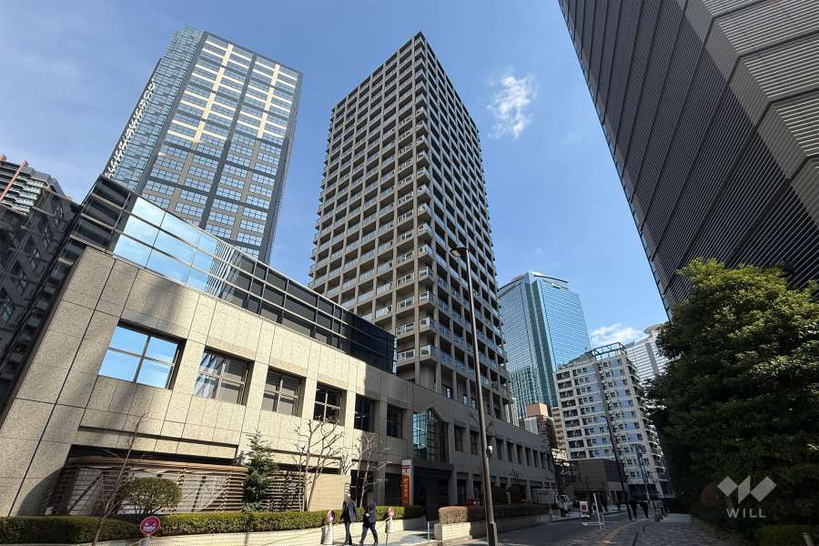 アイタウン・レピアの外観（南西側から）