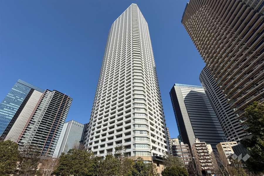 ザパークハウス西新宿タワー６０の外観（南西側から）