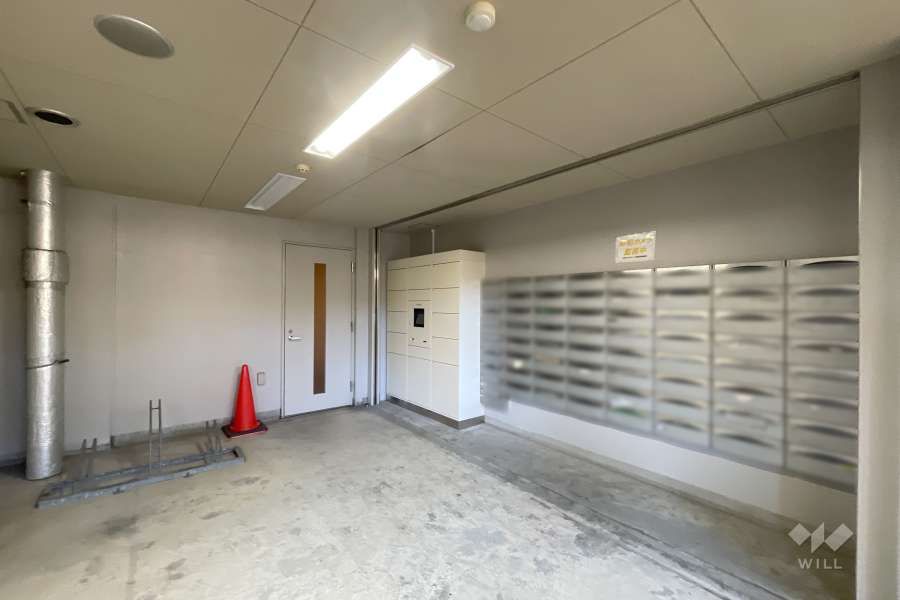 宅配ボックスと共用ポスト　