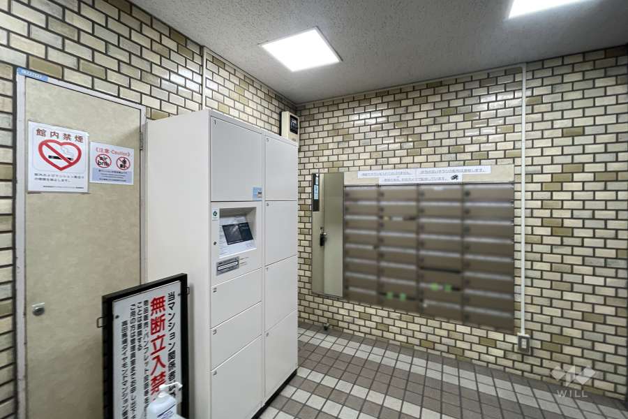 宅配ボックスと共用ポスト
