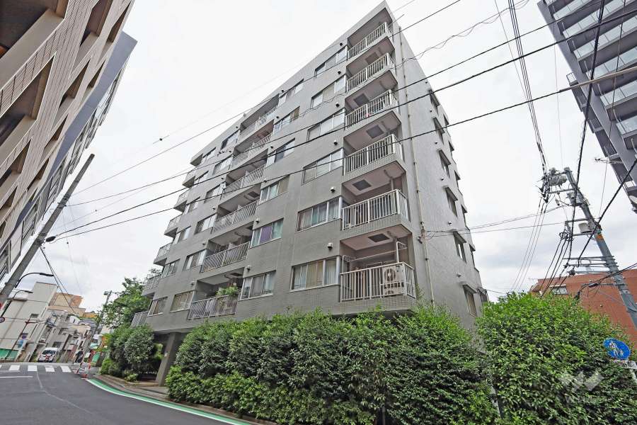 フォレステージ西早稲田の外観（南西側から）