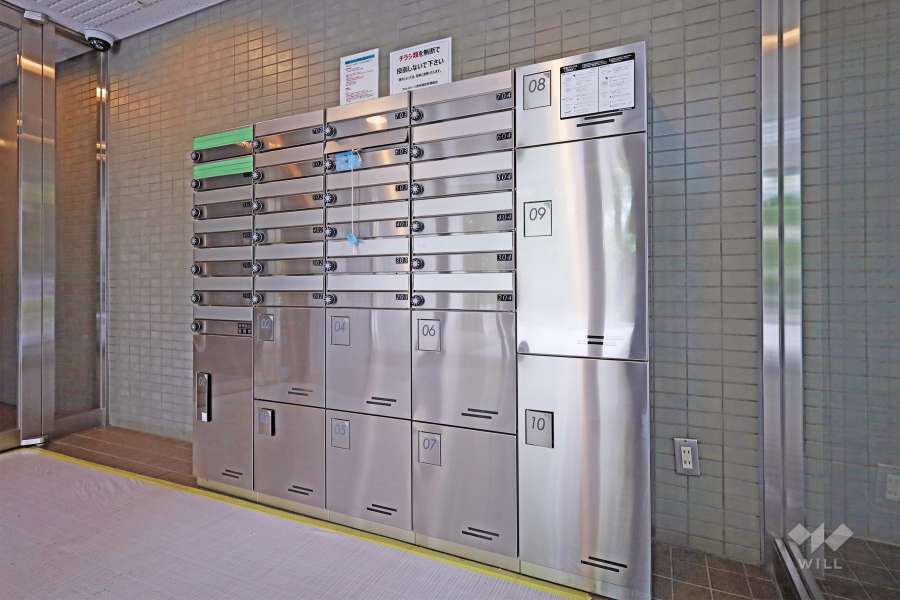 宅配ボックスと共用ポスト