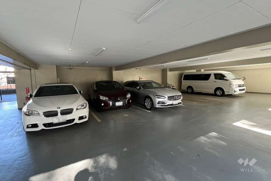 敷地内駐車場（屋内平面式）