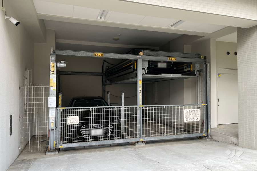 敷地内駐車場（屋内機械式）