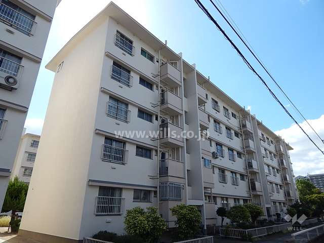 杭瀬第七団地27号棟の外観（北東側から）