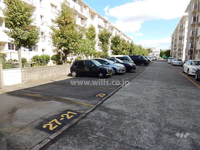 敷地内駐車場（屋外平面式）