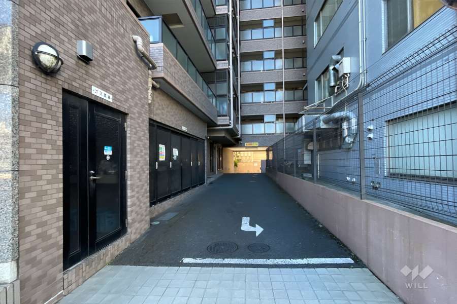 駐車場の出入り口