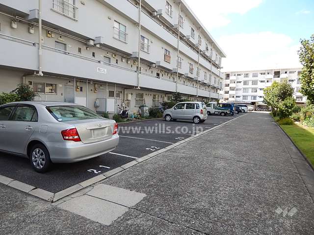 敷地内駐車場（屋外平面式）
