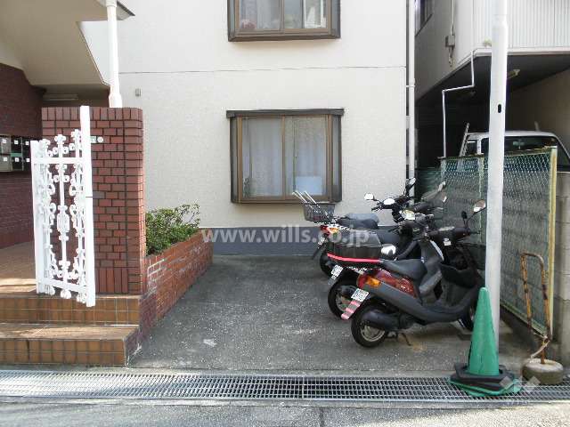 バイク置き場