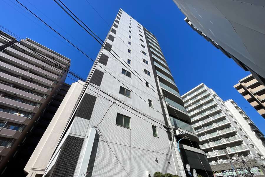 シェフルール西早稲田ラヴィーナの外観（南東側から）