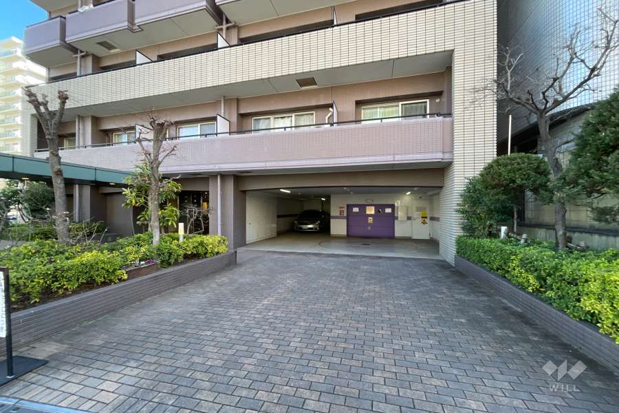 敷地内駐車場（屋内機械式）