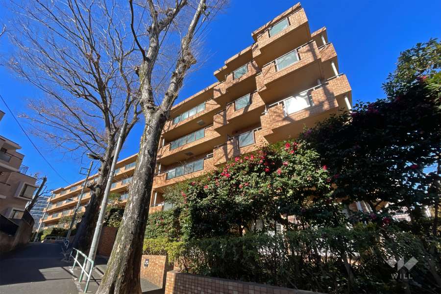 コート西早稲田の外観（南東側から）