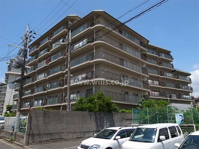 サンハイツ武庫之荘3号棟の外観（南東側から）