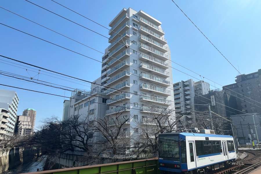 ニューライフ西早稲田の外観（北西側から）