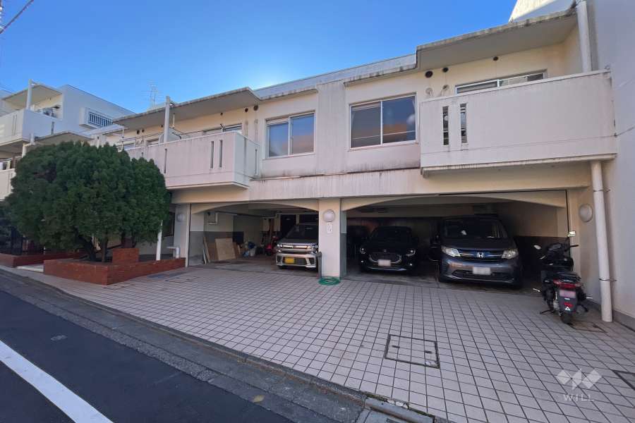 敷地内駐車場（屋内平面式）