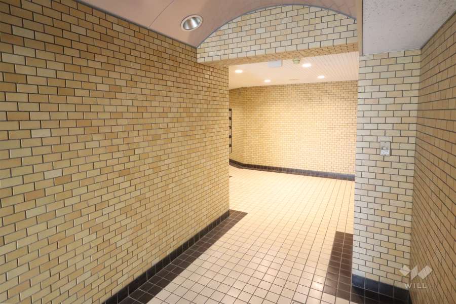 エントランスホール