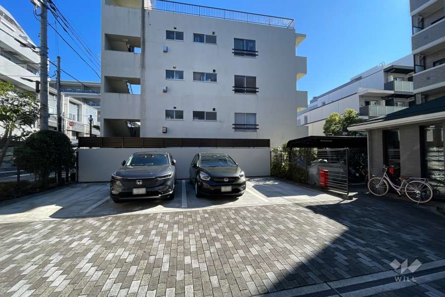 敷地内駐車場（屋外平面式）