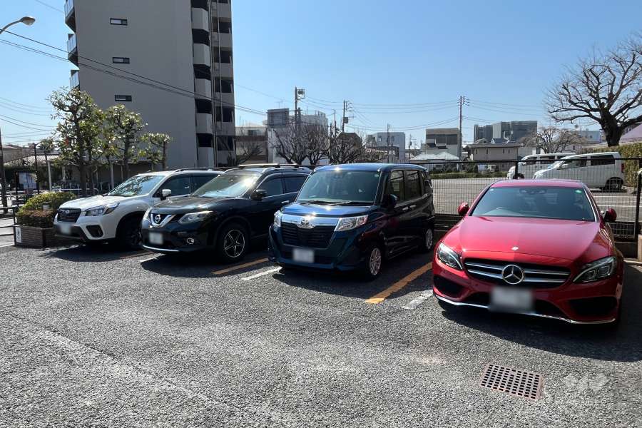 敷地内駐車場（屋外平面式）