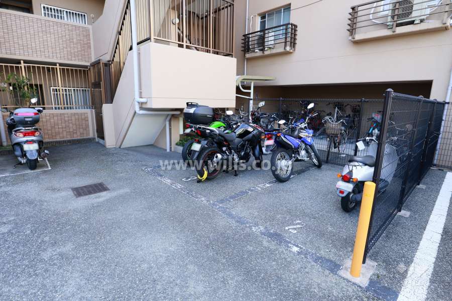 バイク置場