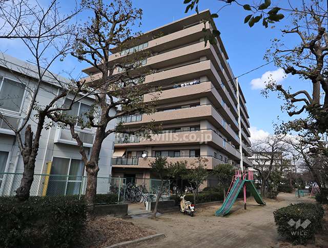 アービング尼崎長洲公園の外観（南側から）