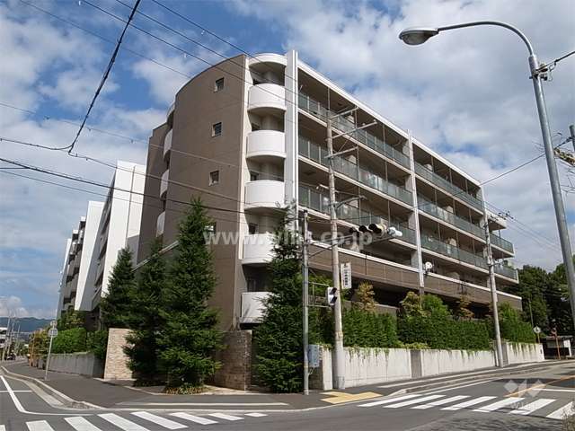 パレ瑞ヶ池公園プルミエールの外観（南西側から）