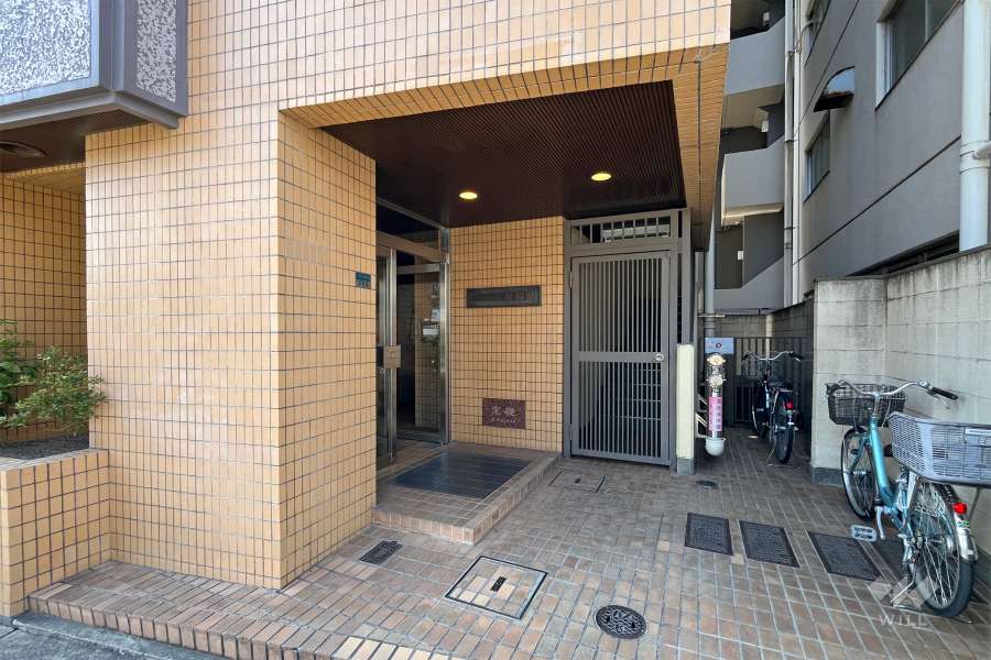 エントランスアプローチ　