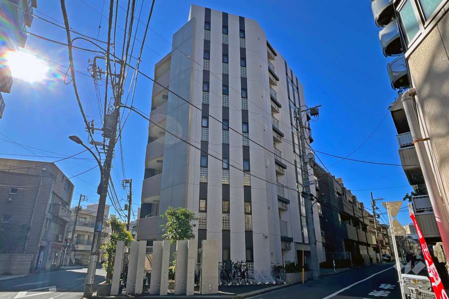レジデンシャルスター早稲田UBの外観（北東側から）