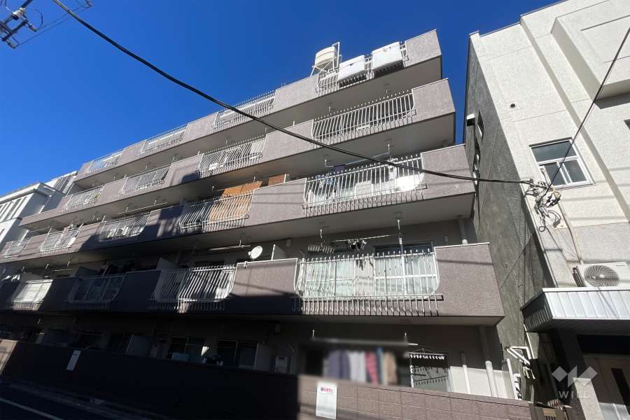 早稲田鶴巻マンションの外観（南東側から）