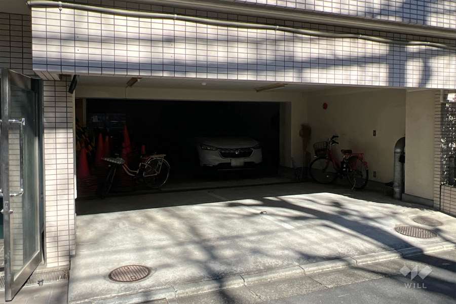 敷地内駐車場（屋内平面式）