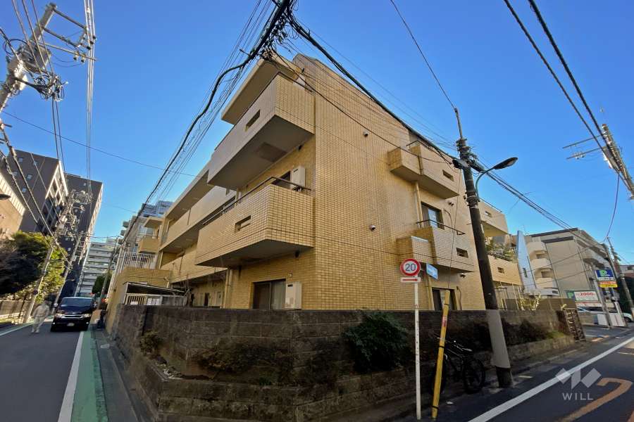 マック大久保コートの外観（北西側から）