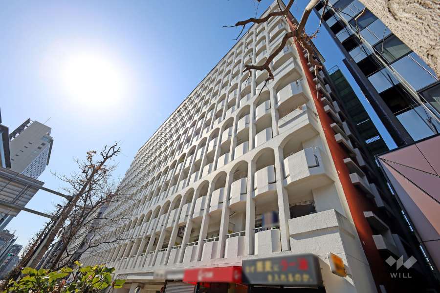 ヴァン・ベール新宿の外観（北東側から）