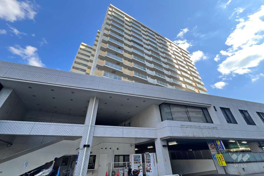 ニュータウンオークボA棟の外観（北西側から）