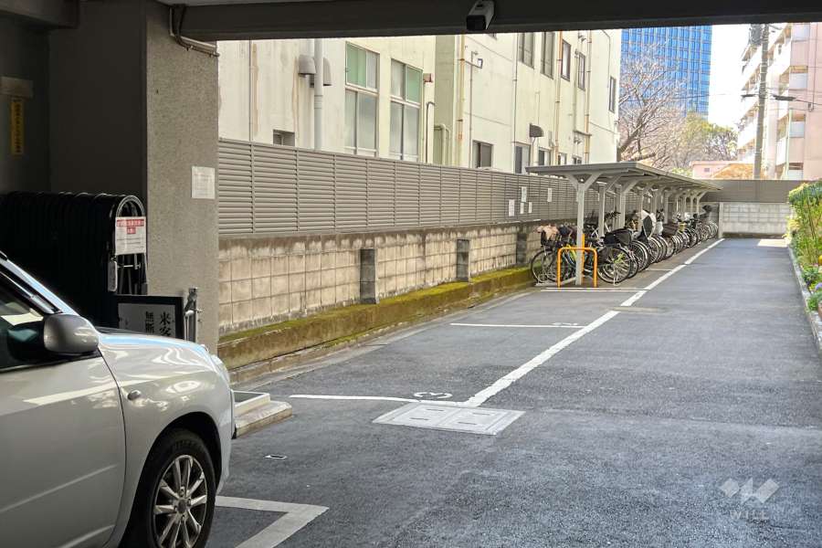 敷地内駐車場（屋外平面式）