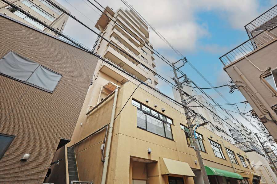 シティプラザ新宿の外観（北西側から）