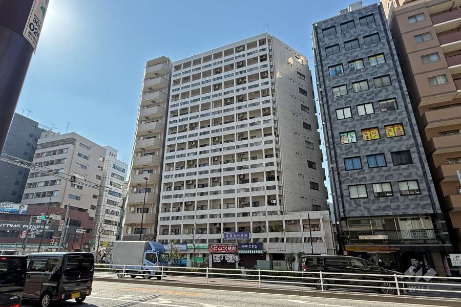 シルバープラザ新宿第2の外観（北東側から）