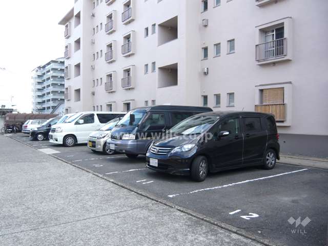 敷地内駐車場（屋外平面式）