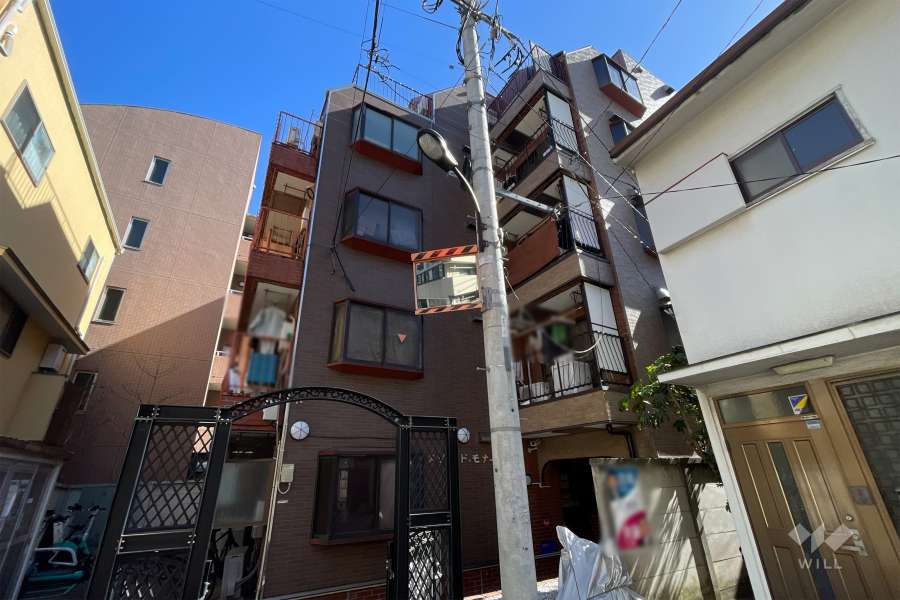 メゾンドモナークの外観（西側から）　