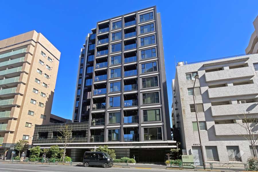 セントラルレジデンス外苑西通りの外観（南西側から）