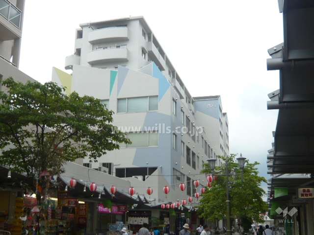 アミング潮江イーストＡ2棟（20-1号棟）の外観（西側から）